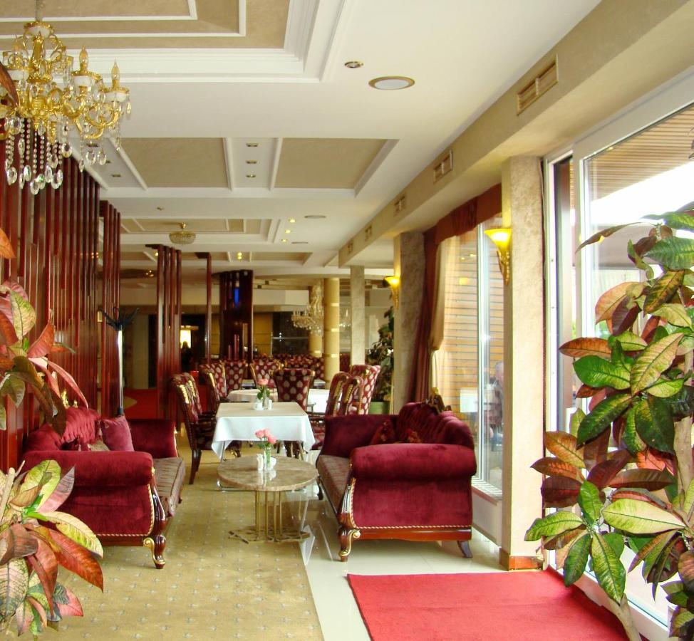Ark Palace Hotel & Spa Odessa Eksteriør bilde